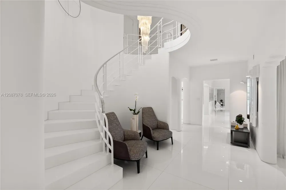 1261 Greenway Dr Coral Gables, FL 33134
