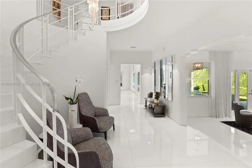 1261 Greenway Dr Coral Gables, FL 33134