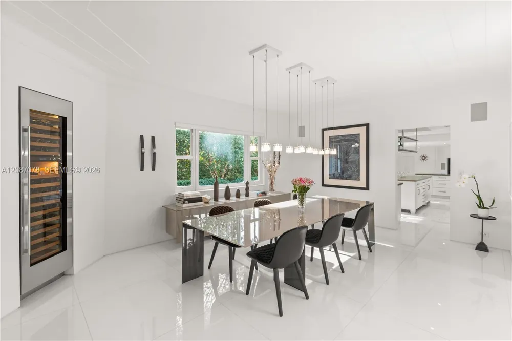1261 Greenway Dr Coral Gables, FL 33134