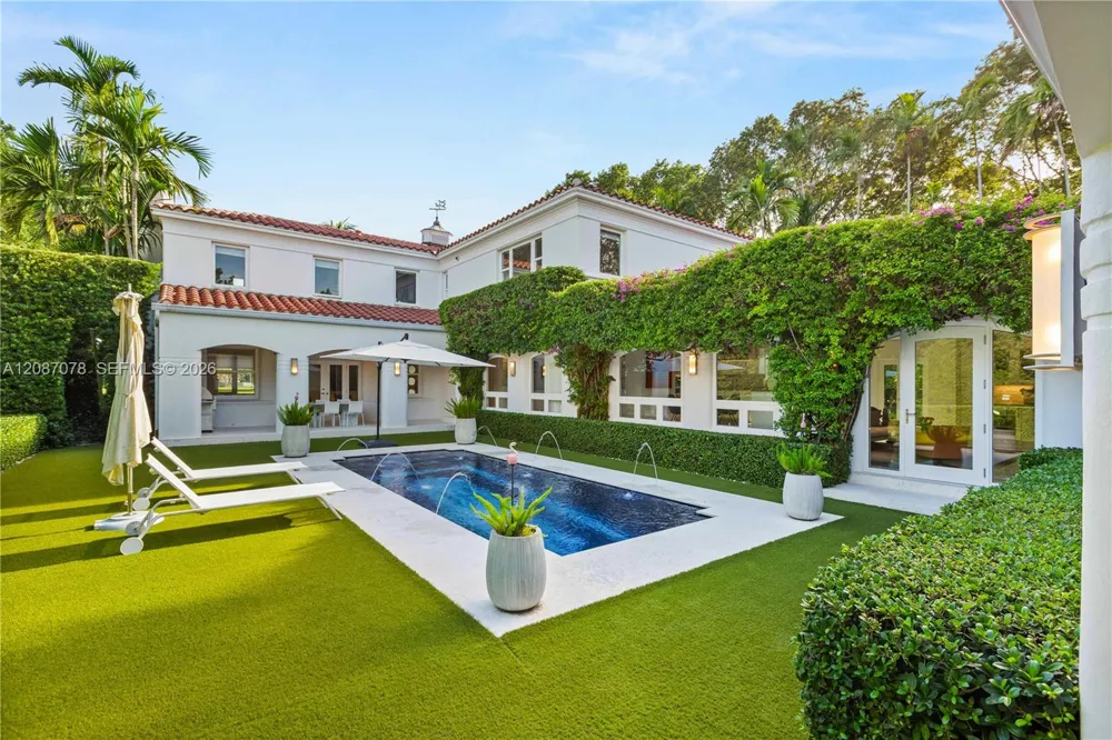 1261 Greenway Dr Coral Gables, FL 33134