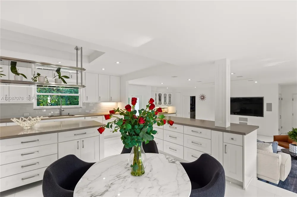 1261 Greenway Dr Coral Gables, FL 33134