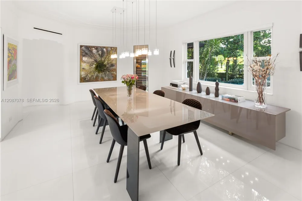 1261 Greenway Dr Coral Gables, FL 33134