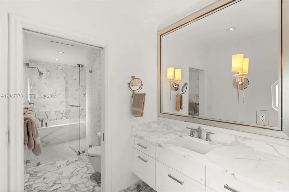 1261 Greenway Dr Coral Gables, FL 33134