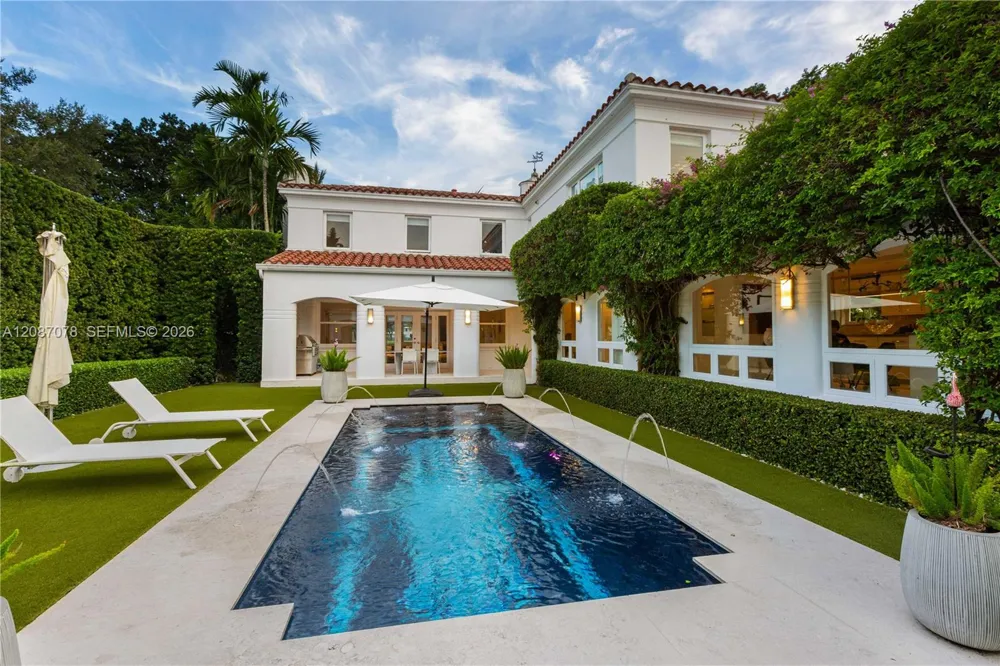 1261 Greenway Dr Coral Gables, FL 33134