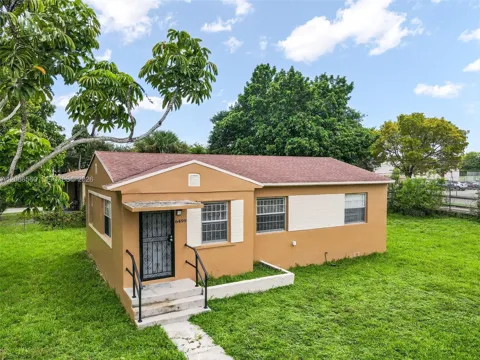 6499 NW 29th Ave
