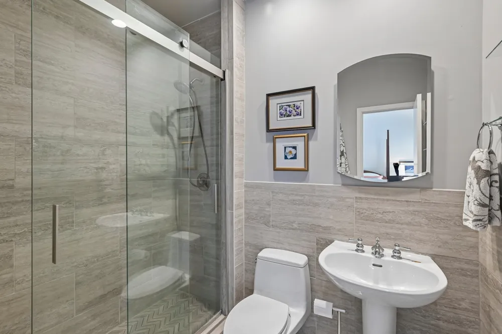 4310 Buena Vista Street #17 Dallas, TX 75205