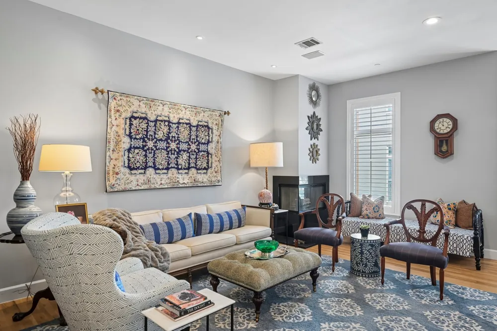 4310 Buena Vista Street #17 Dallas, TX 75205