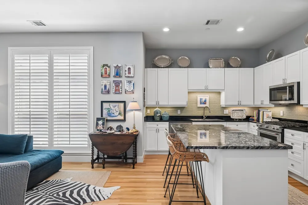 4310 Buena Vista Street #17 Dallas, TX 75205