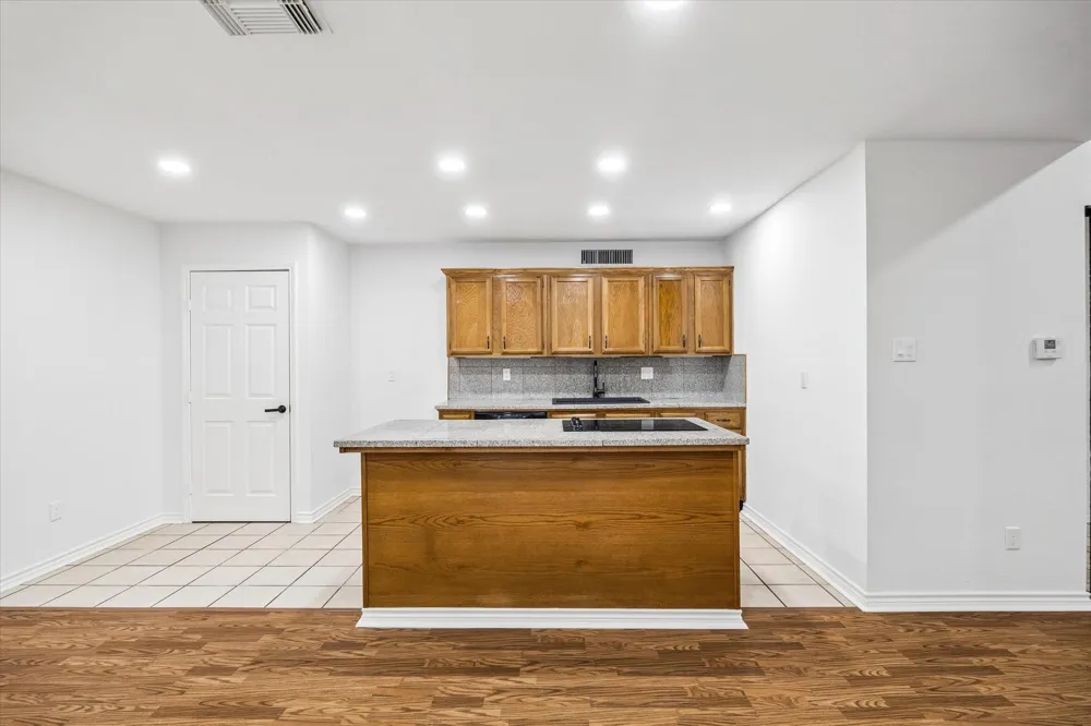 6830 Pickett Drive Richmond, TX 77469