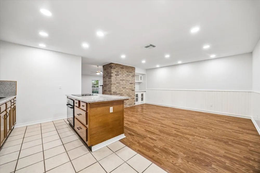 6830 Pickett Drive Richmond, TX 77469