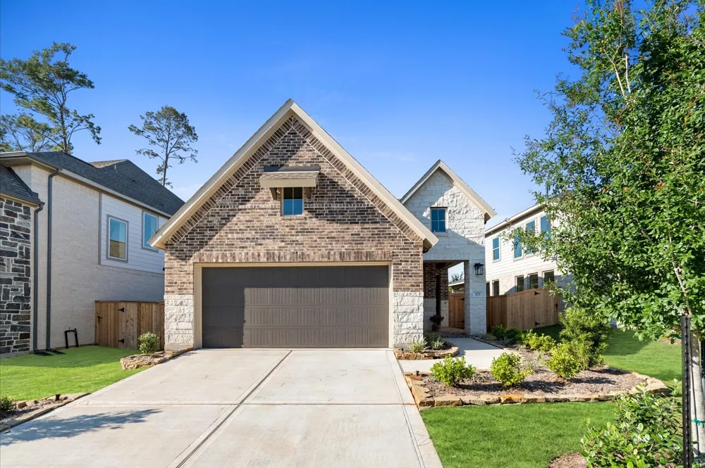 325 Mallorn Lane Montgomery, TX 77316