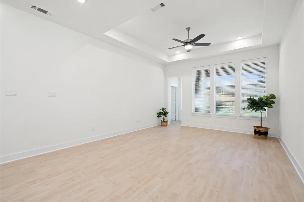 325 Mallorn Lane Montgomery, TX 77316