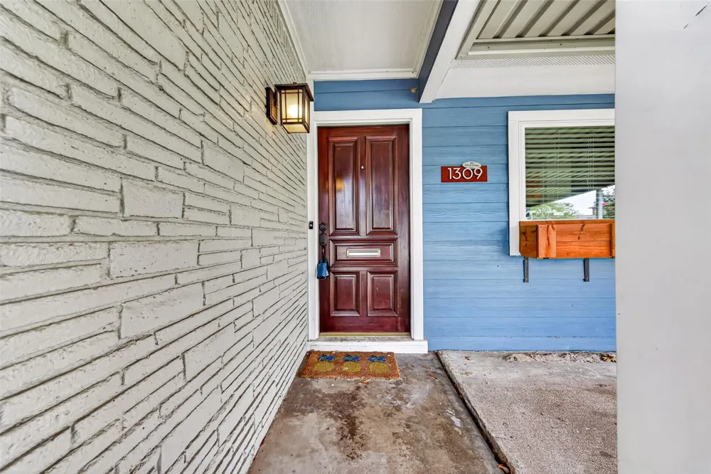 1309 Martin Street Houston, TX 77018