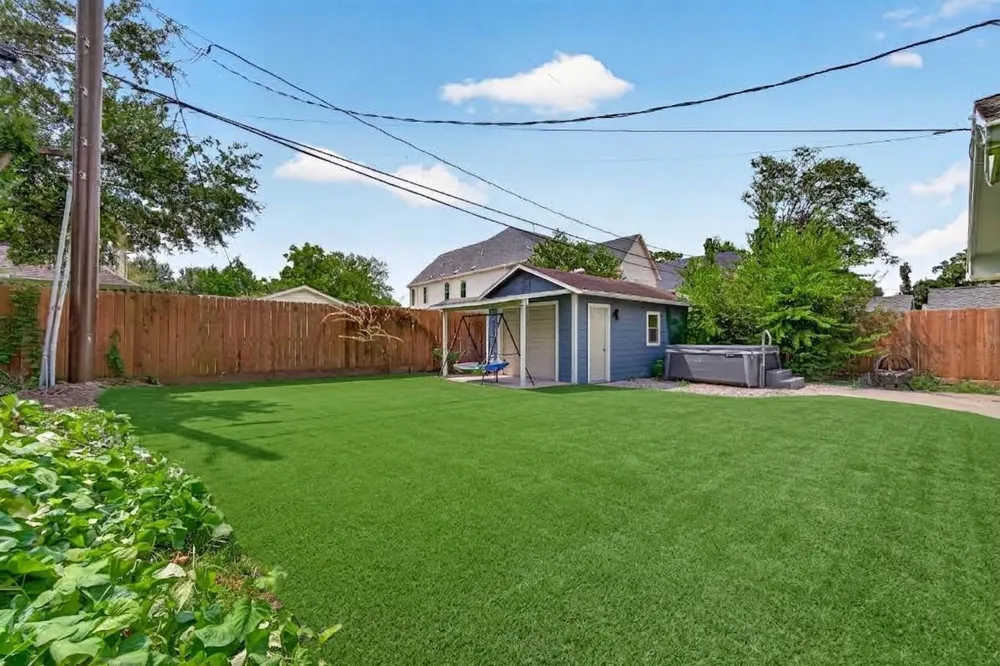 1309 Martin Street Houston, TX 77018