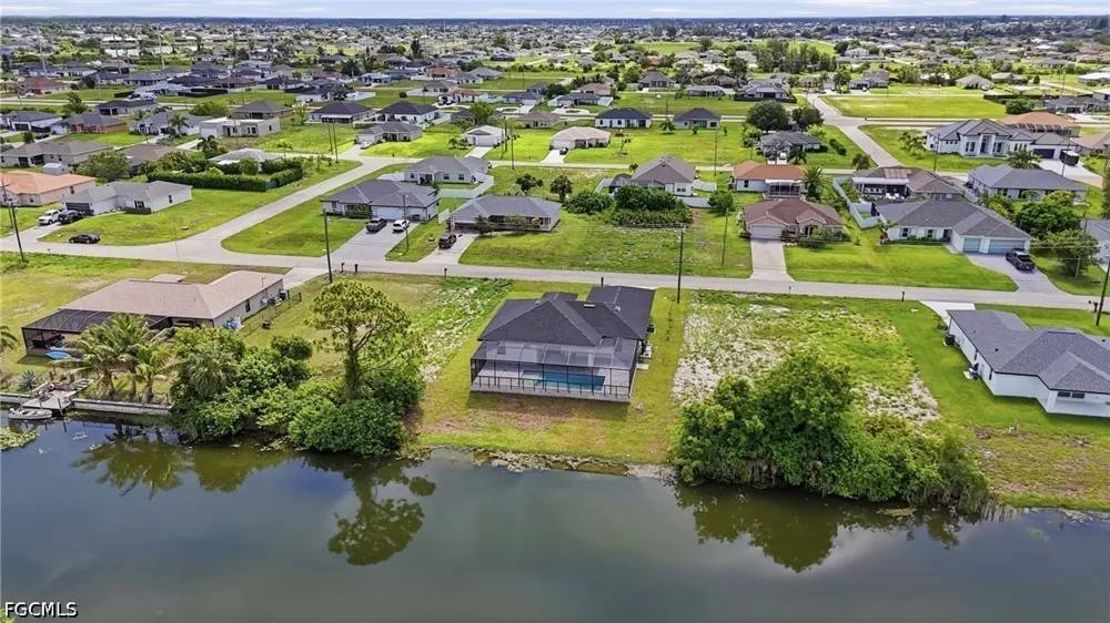 NW 9th Avenue Cape Coral, FL 33993