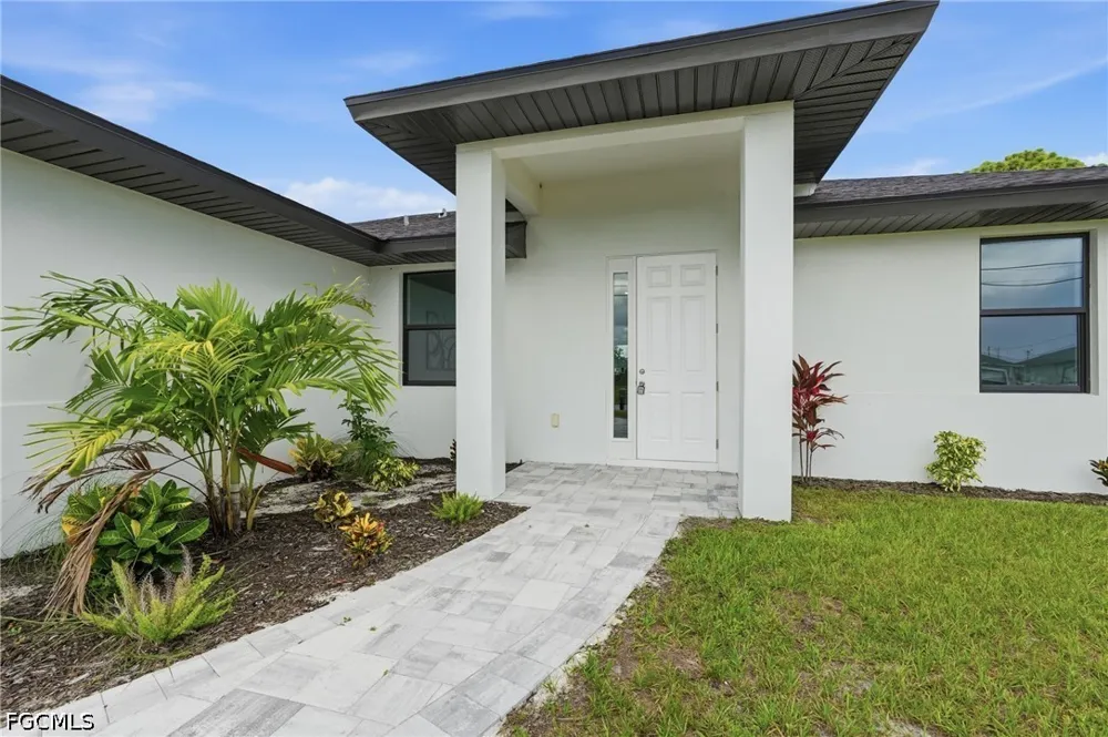NW 9th Avenue Cape Coral, FL 33993