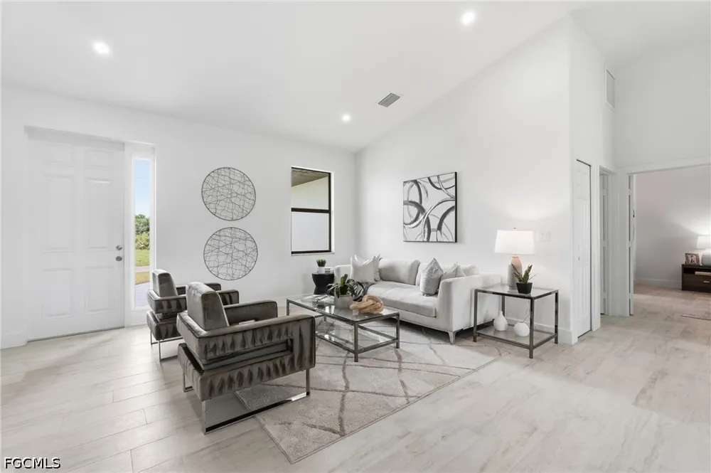 NW 9th Avenue Cape Coral, FL 33993
