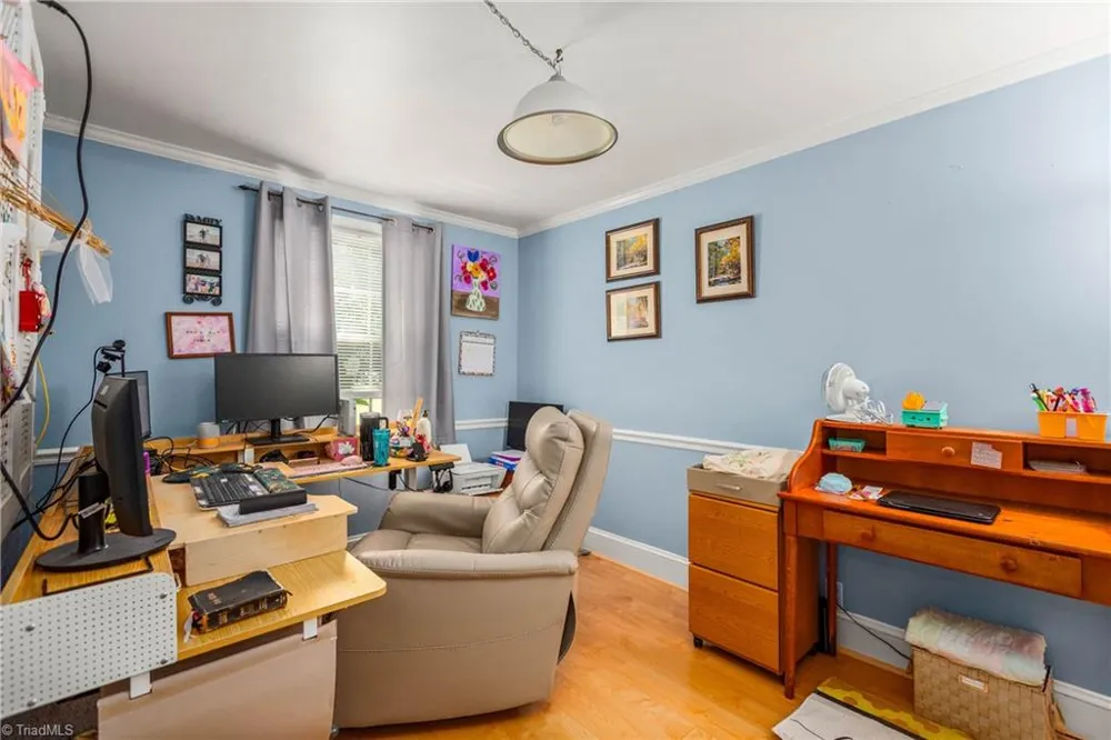 4733 Eastwin Drive Winston-Salem, NC 27104