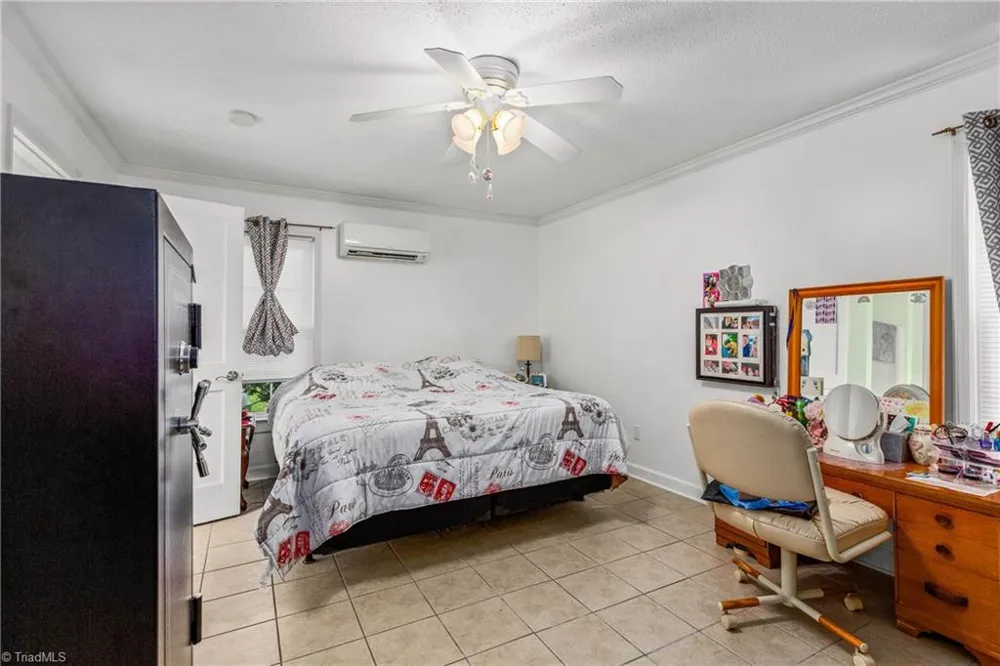 4733 Eastwin Drive Winston-Salem, NC 27104