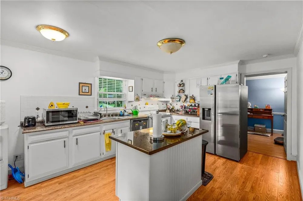 4733 Eastwin Drive Winston-Salem, NC 27104