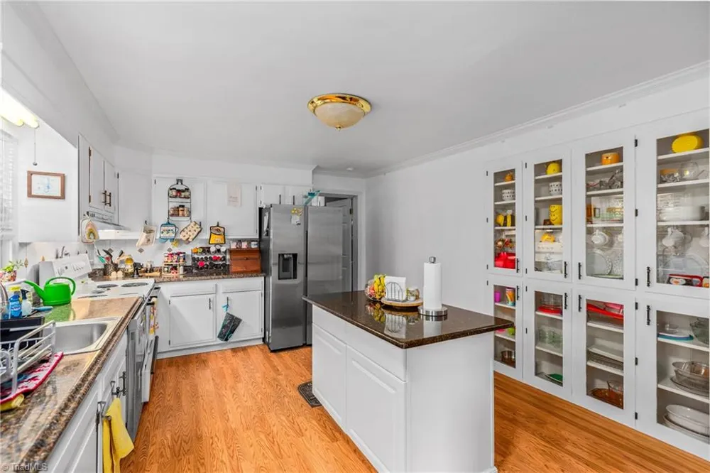 4733 Eastwin Drive Winston-Salem, NC 27104