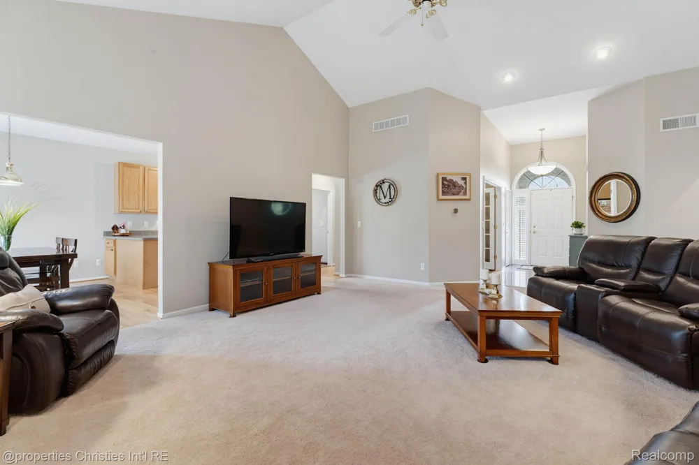 750 Shortridge Avenue Rochester Hills City, MI 48307