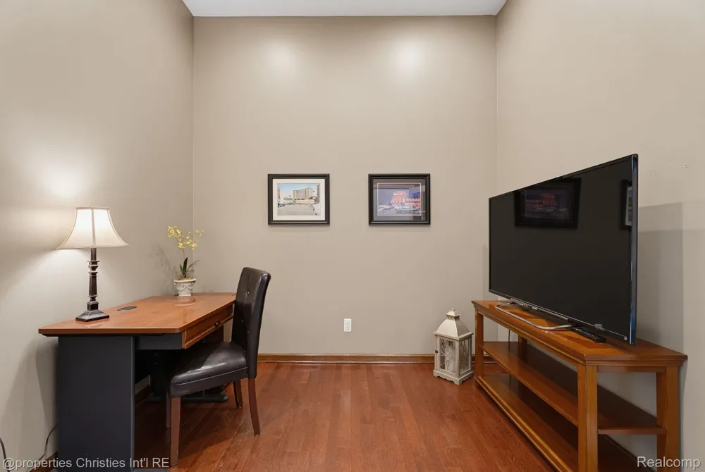 750 Shortridge Avenue Rochester Hills City, MI 48307