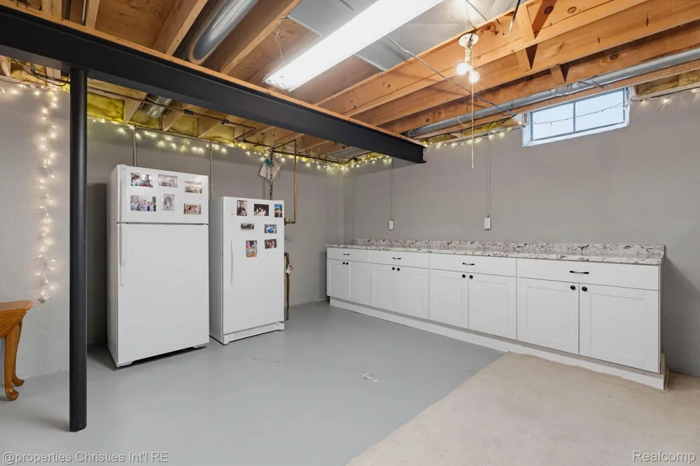 750 Shortridge Avenue Rochester Hills City, MI 48307