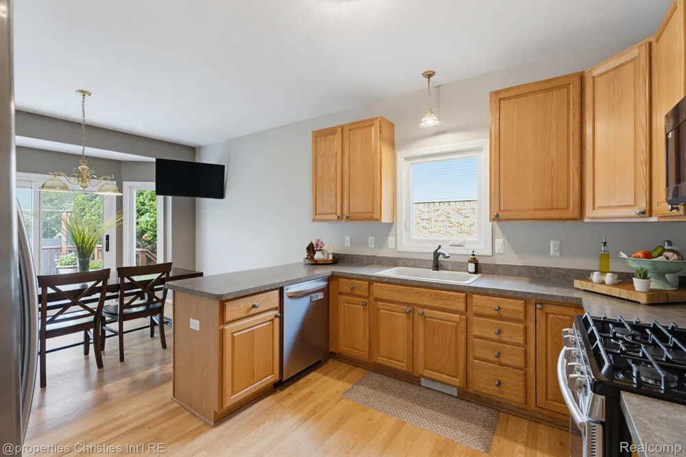 750 Shortridge Avenue Rochester Hills City, MI 48307