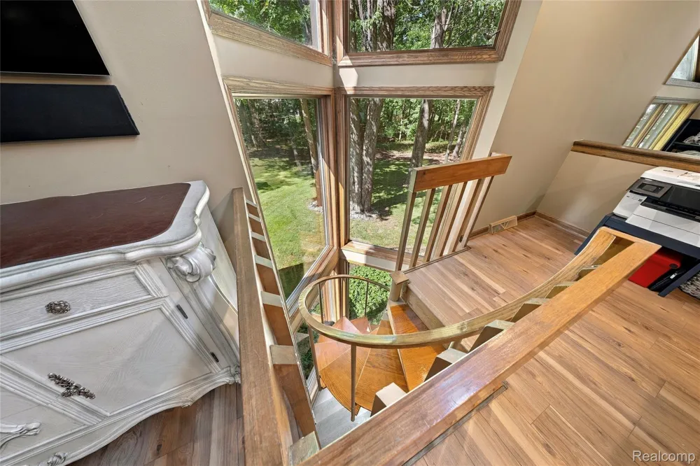 8931 Bridge Road Grosse Ile Township, MI 48138