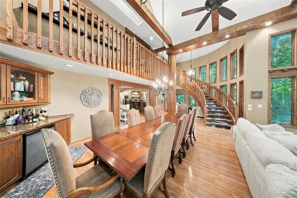 8931 Bridge Road Grosse Ile Township, MI 48138