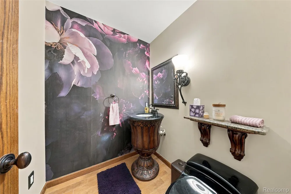 8931 Bridge Road Grosse Ile Township, MI 48138