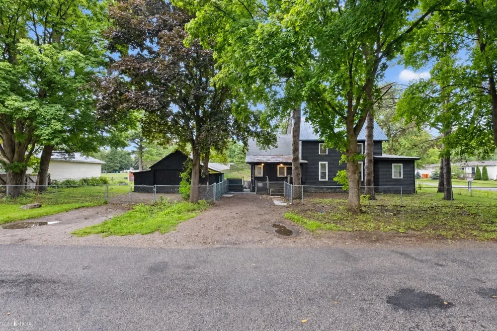 830 Wilkinson Street Owosso City, MI 48867