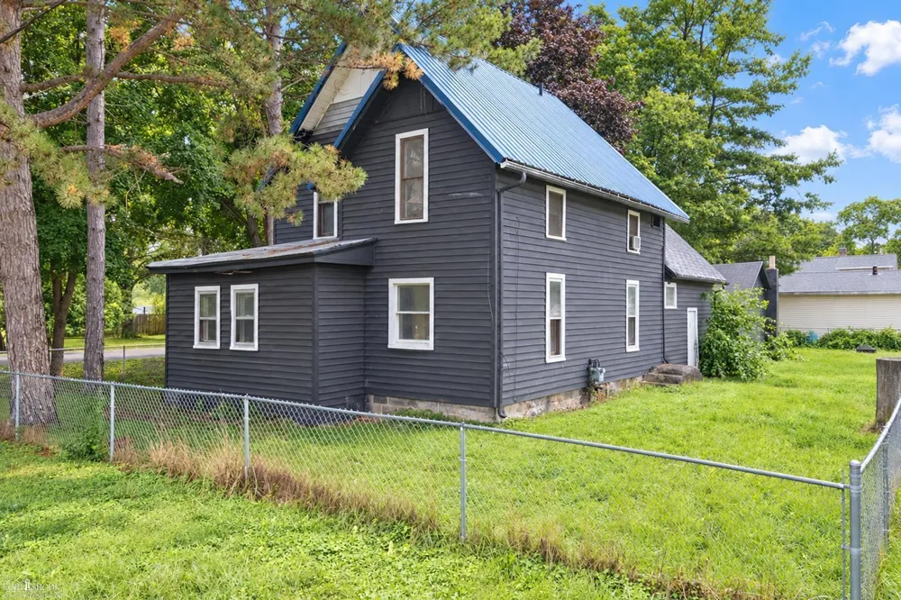 830 Wilkinson Street Owosso City, MI 48867