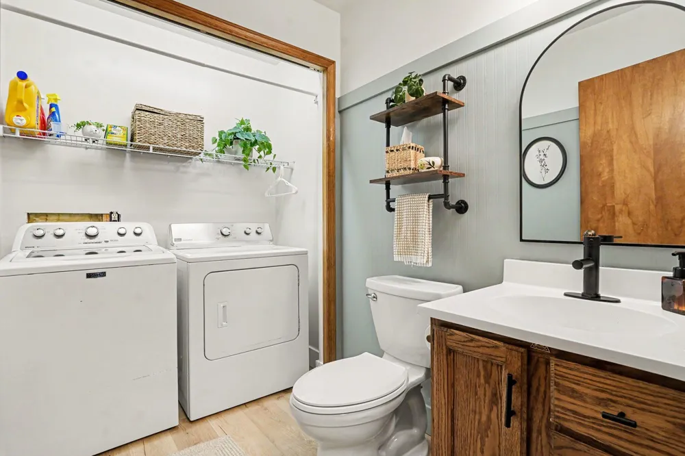 17511 Parkwood Drive #B Ferrysburg City, MI 49456