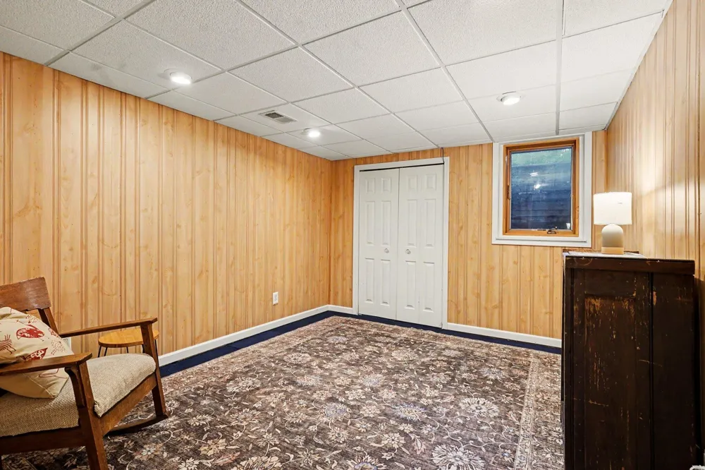 17511 Parkwood Drive #B Ferrysburg City, MI 49456