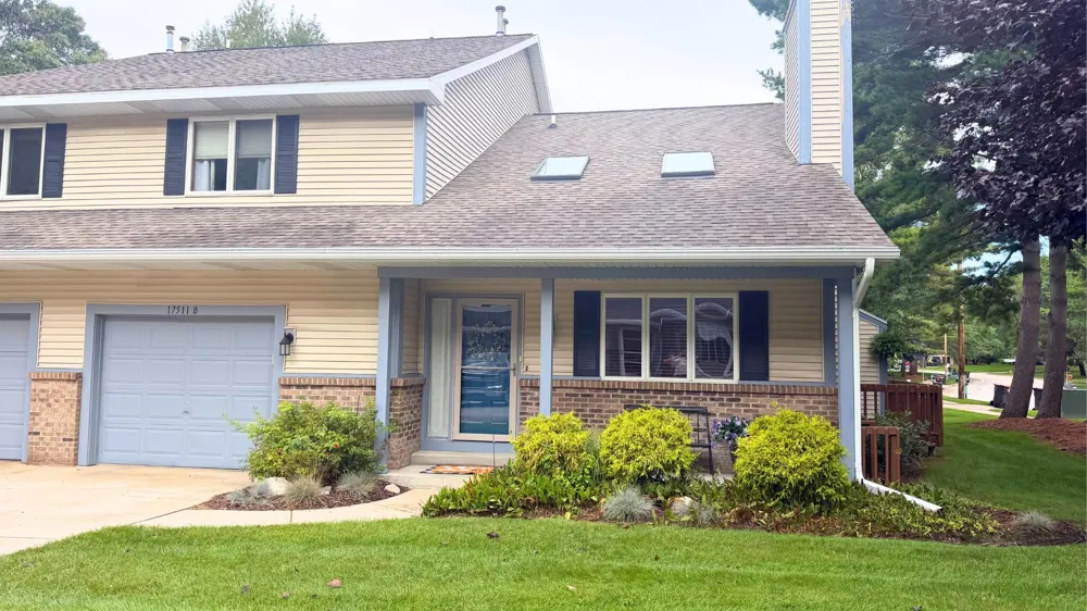 17511 Parkwood Drive #B Ferrysburg City, MI 49456