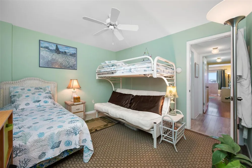 285 107 AVENUE #306 Treasure Island, FL 33706