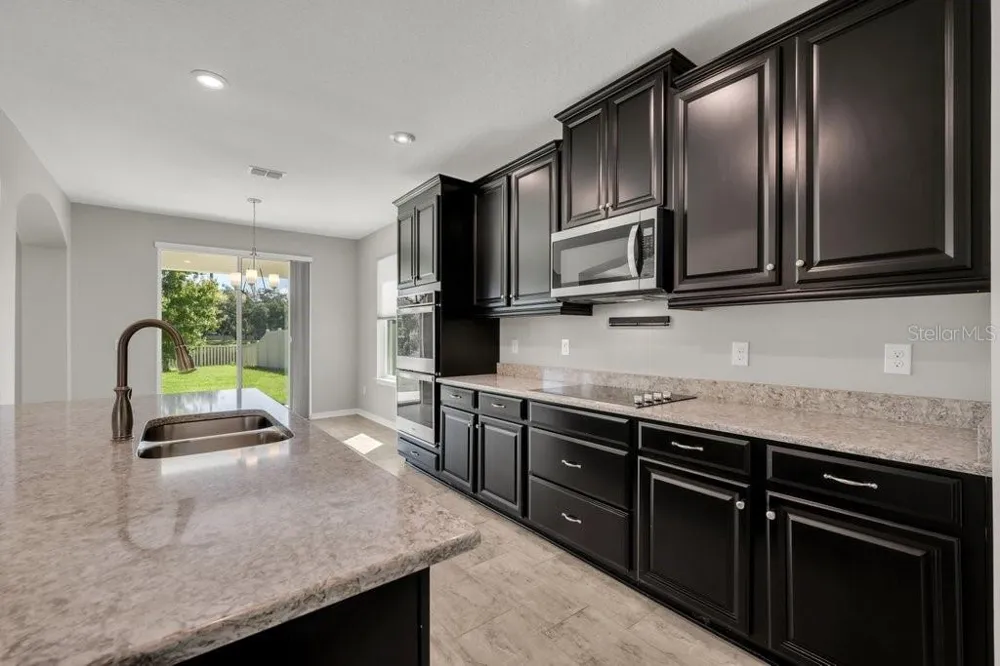 5412 CAMBERWELL LANE Riverview, FL 33578