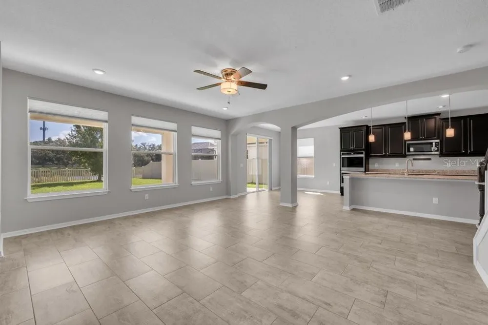 5412 CAMBERWELL LANE Riverview, FL 33578