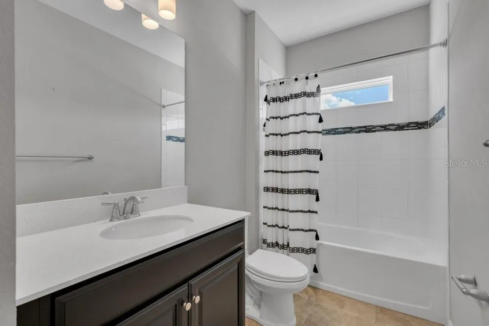 5412 CAMBERWELL LANE Riverview, FL 33578