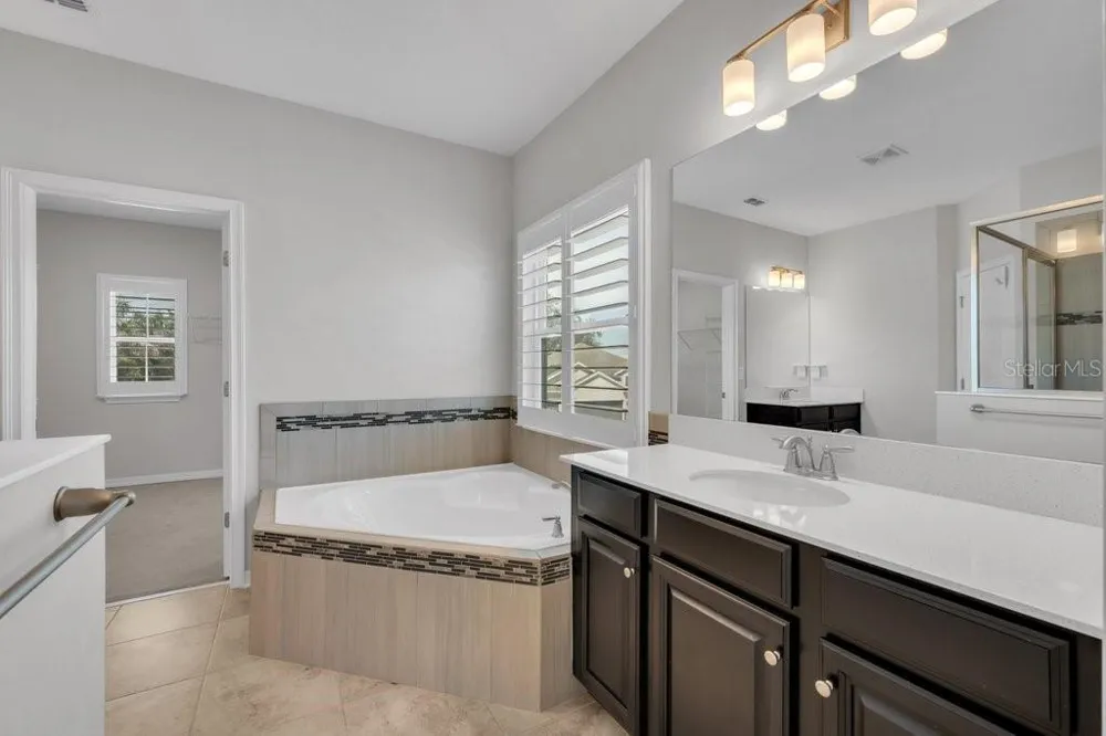 5412 CAMBERWELL LANE Riverview, FL 33578