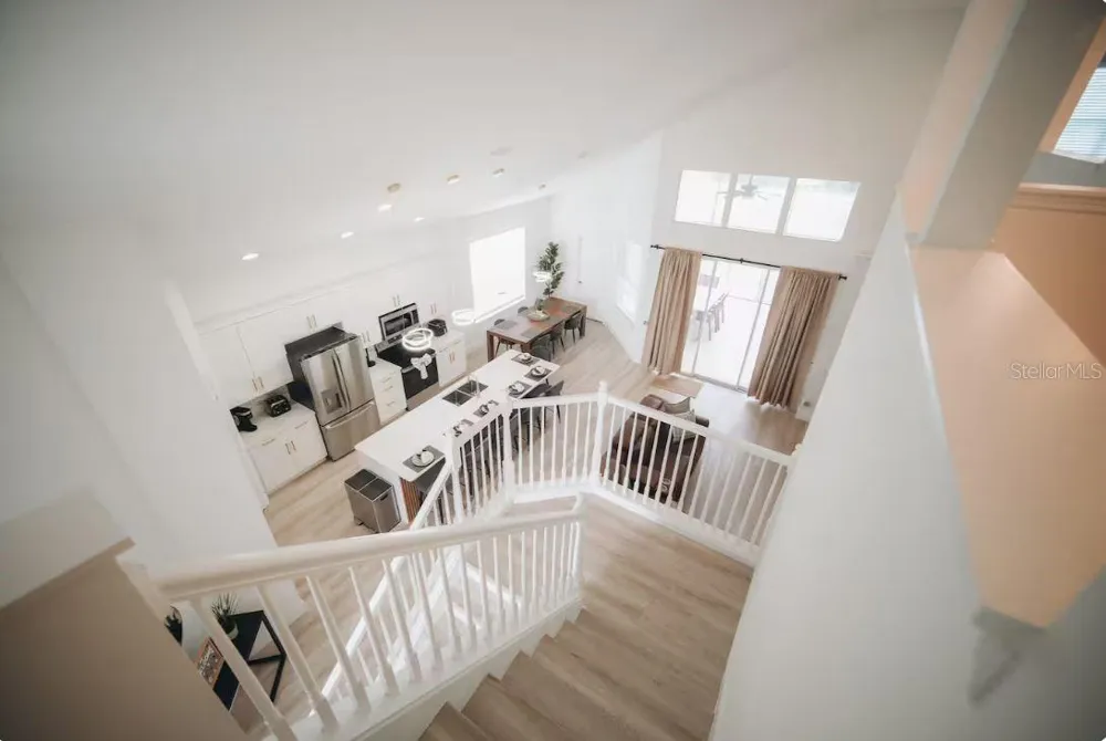 8125 SUN PALM DRIVE Kissimmee, FL 34747