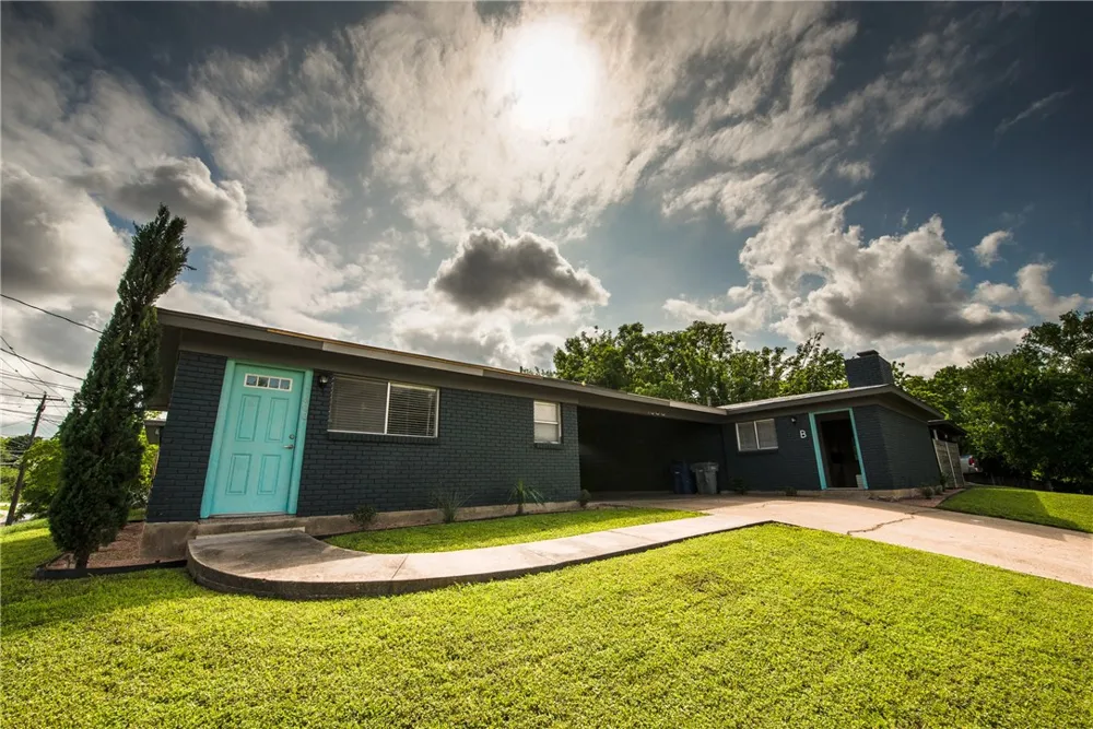 1600 Parker Lane #A Austin, TX 78741