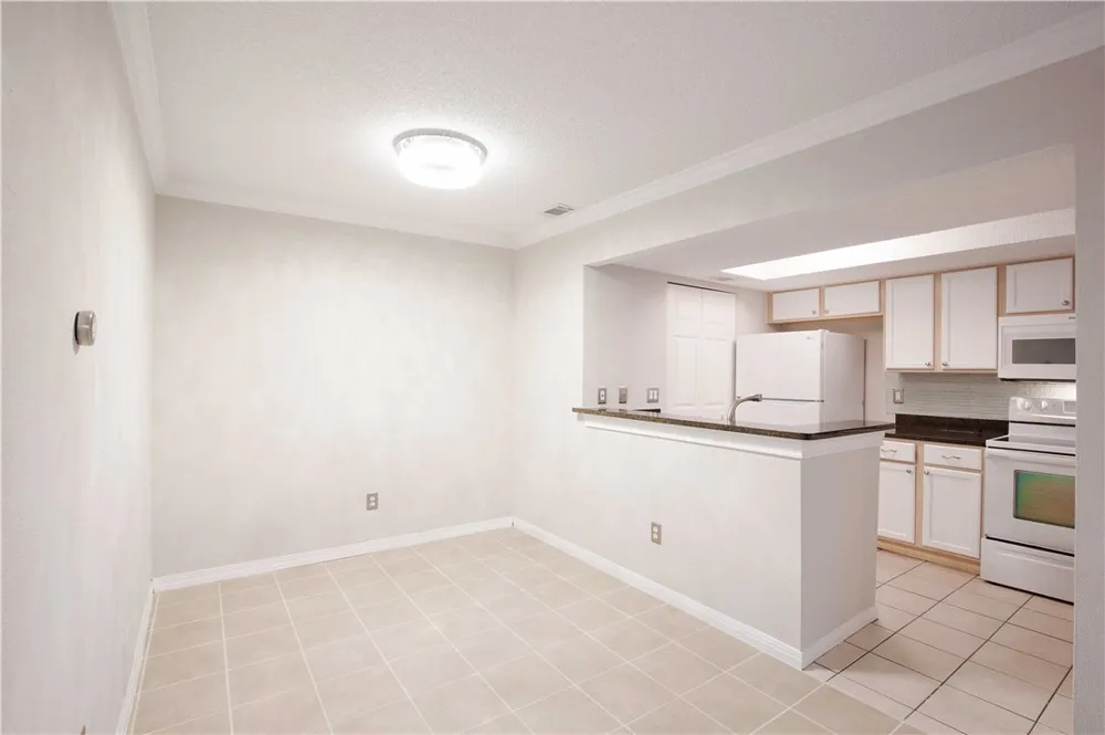 7635 Guadalupe Street #501 Austin, TX 78752