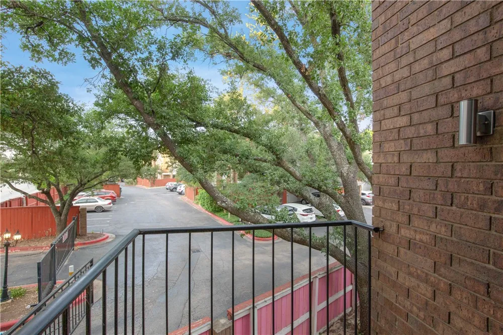 7635 Guadalupe Street #501 Austin, TX 78752