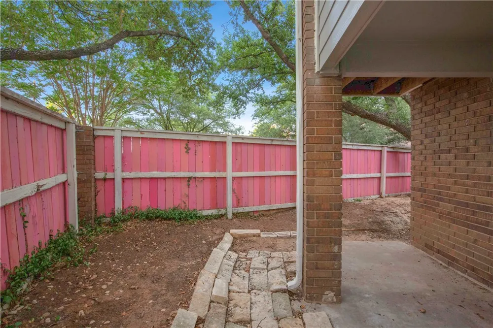 7635 Guadalupe Street #501 Austin, TX 78752