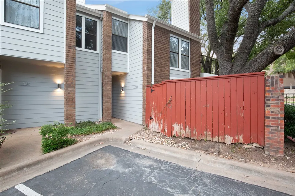7635 Guadalupe Street #501 Austin, TX 78752