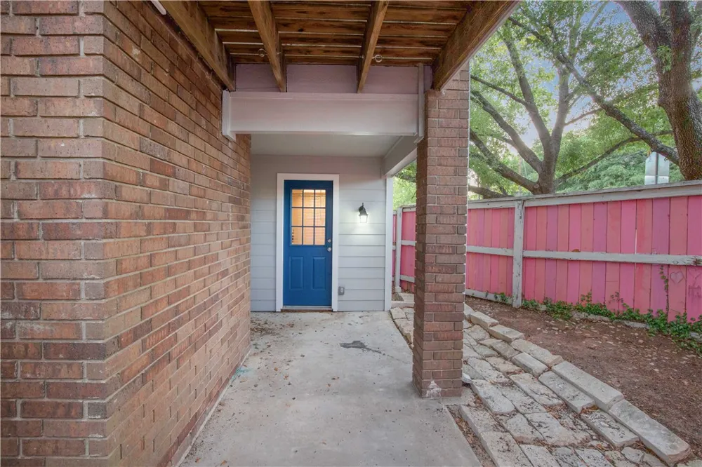 7635 Guadalupe Street #501 Austin, TX 78752