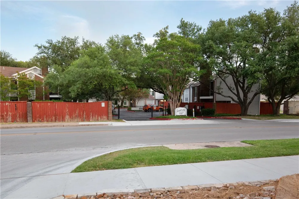 7635 Guadalupe Street #501 Austin, TX 78752
